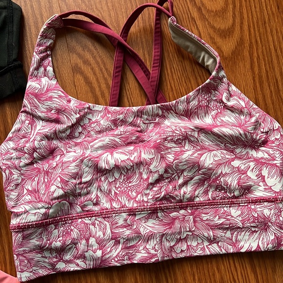 Lot of 4 Lululemon Energy Sports Bras Size 6 - Picture 3 of 6